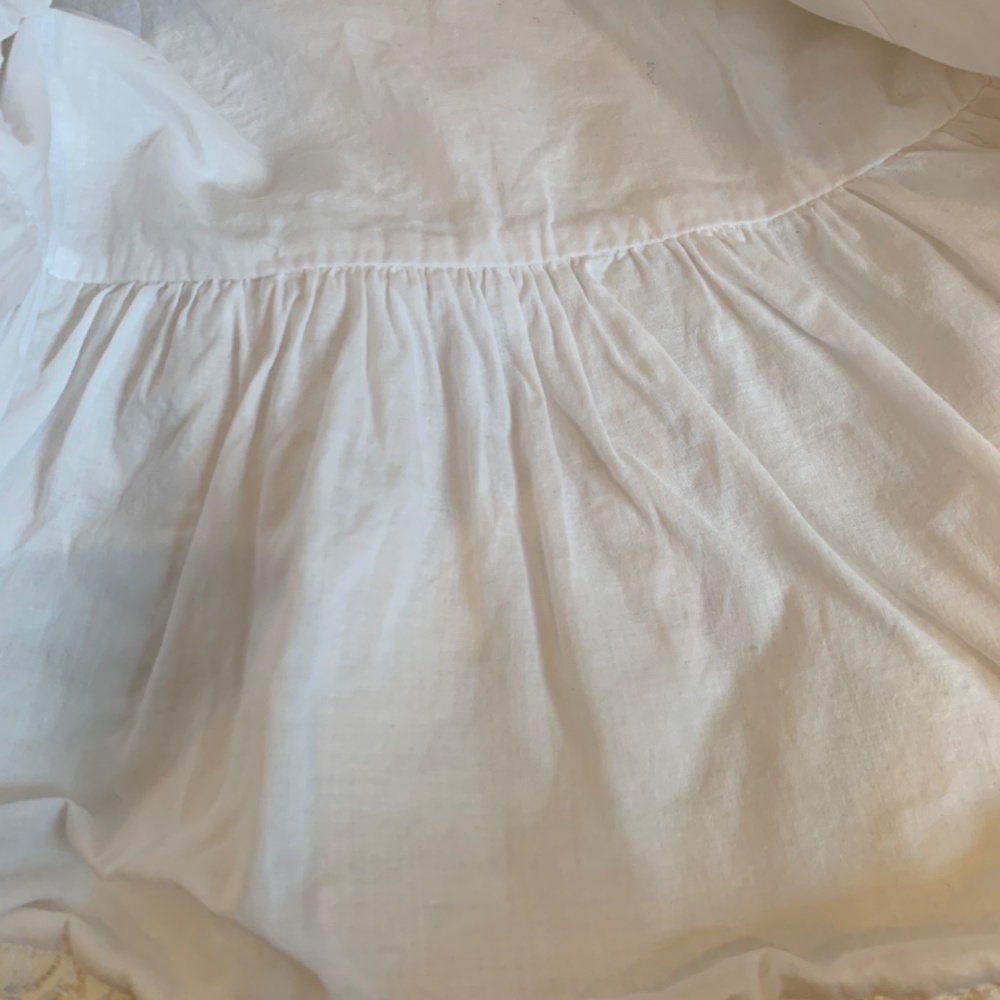 Girls white dress - Picture 6 of 8